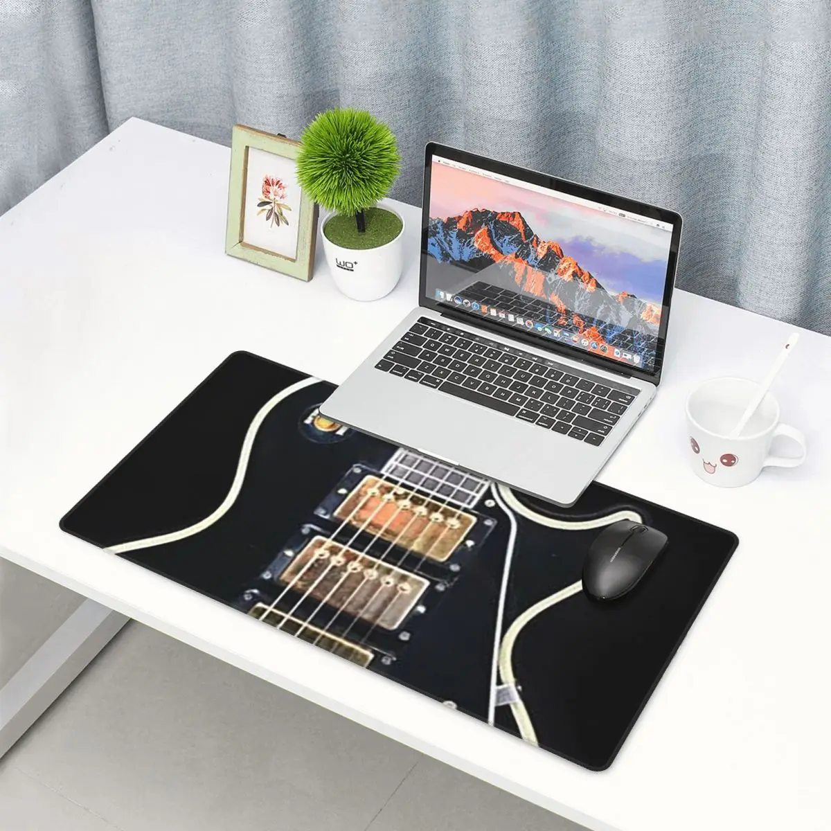 Gaming Accessories Shop - Large Mouse Pad Gibson Custom Shop